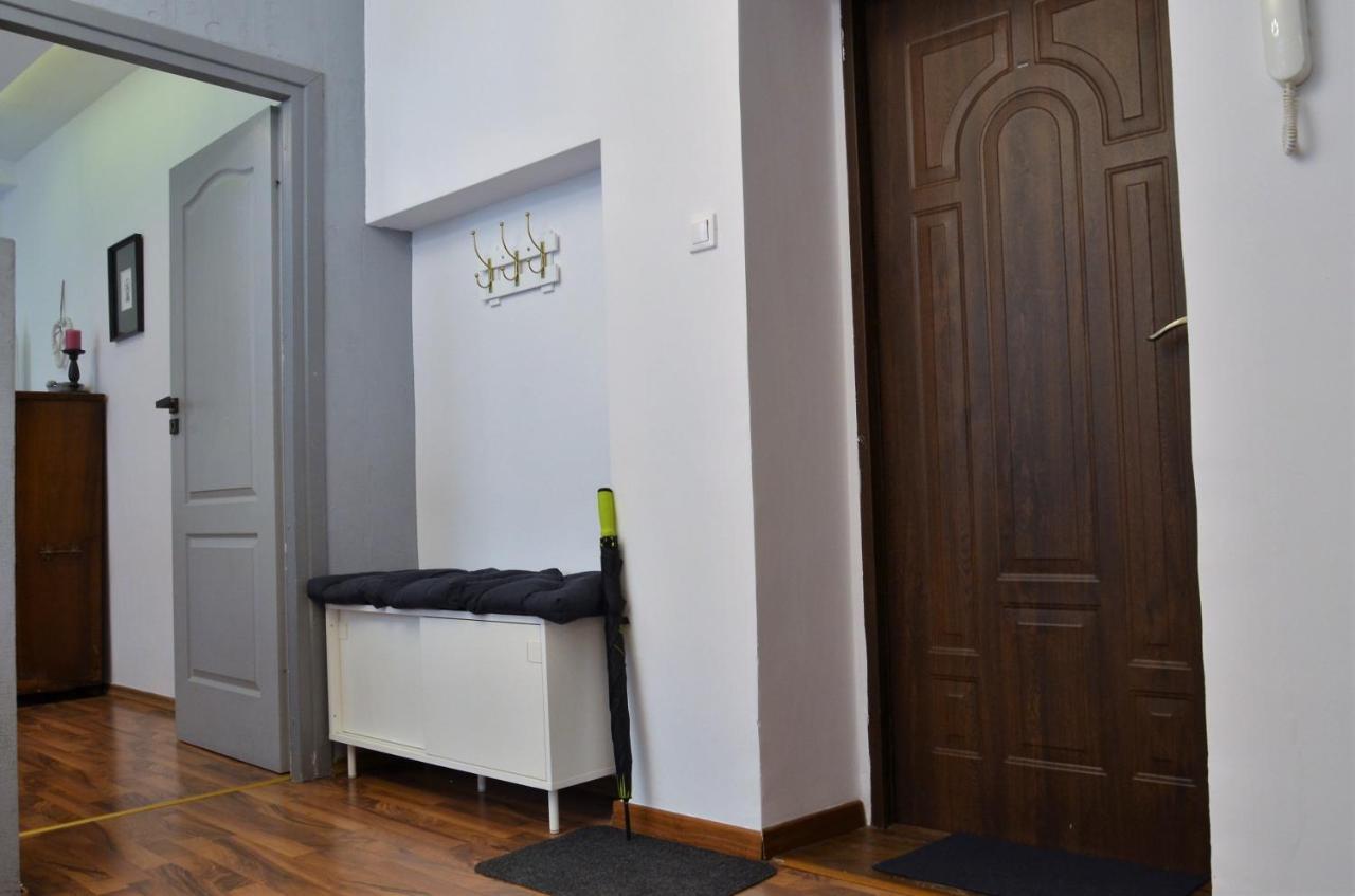 Piano Apartment W Sercu Starego Miasta Danzig Exterior foto